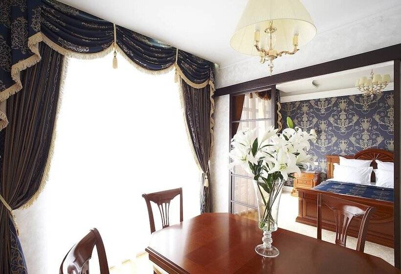 سوییت, Imperial Club Delux