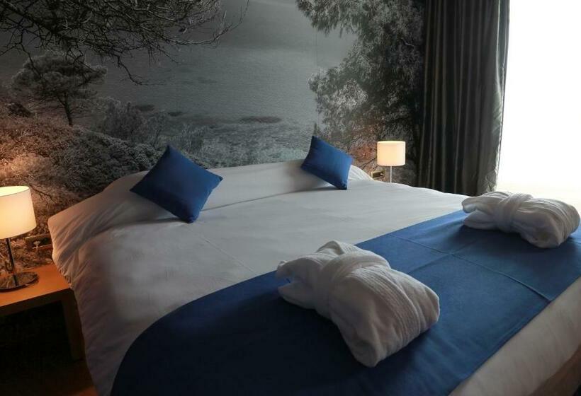 חדר סטנדרט נוף לים עם מרפסת, Mercure Quemado Al Hoceima Resort