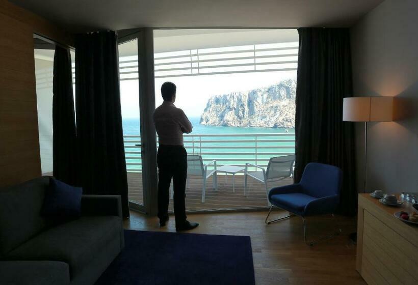 סוויטת דלוקס נוף לים, Mercure Quemado Al Hoceima Resort