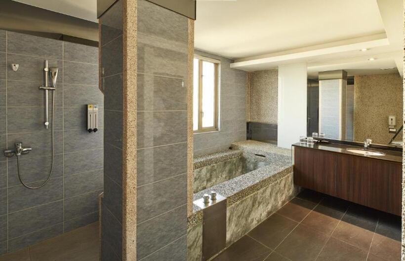اتاق لوکس با بالکن, Yuhao Hotel   Hsinchu Branch