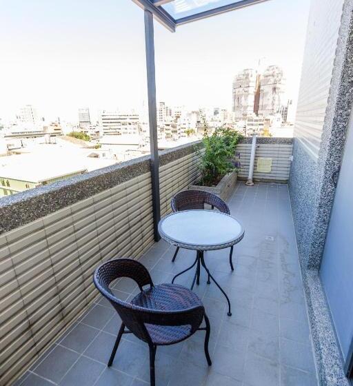 اتاق لوکس با بالکن, Yuhao Hotel   Hsinchu Branch