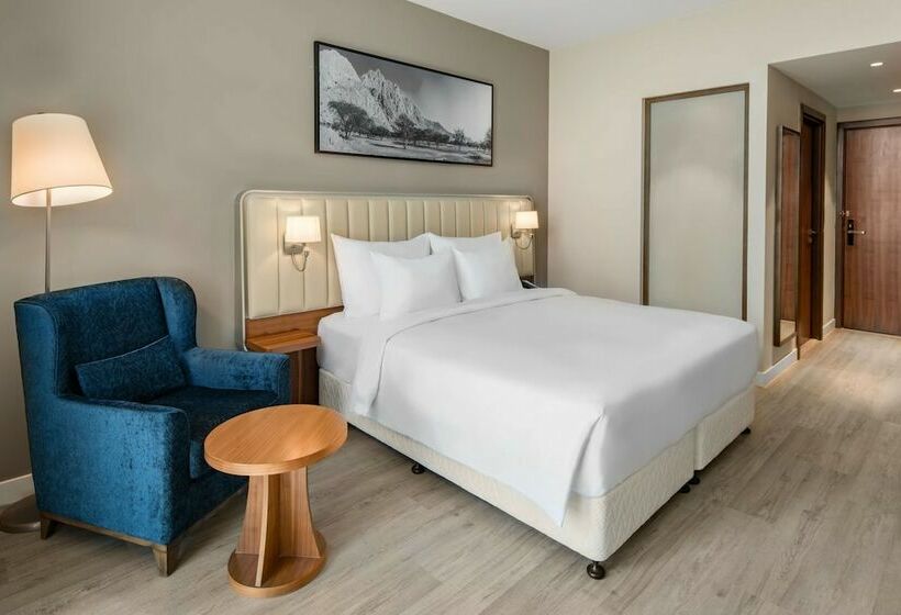 اتاق استاندارد با بالکن و چشم‌انداز دریا, Marjan Island Resort & Spa