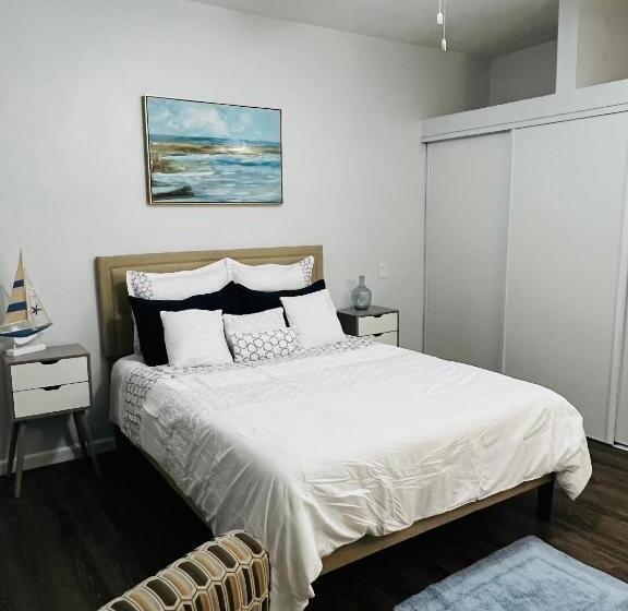 اتاق استاندارد با چشم‌انداز باغ, Menpour Apartments Complex