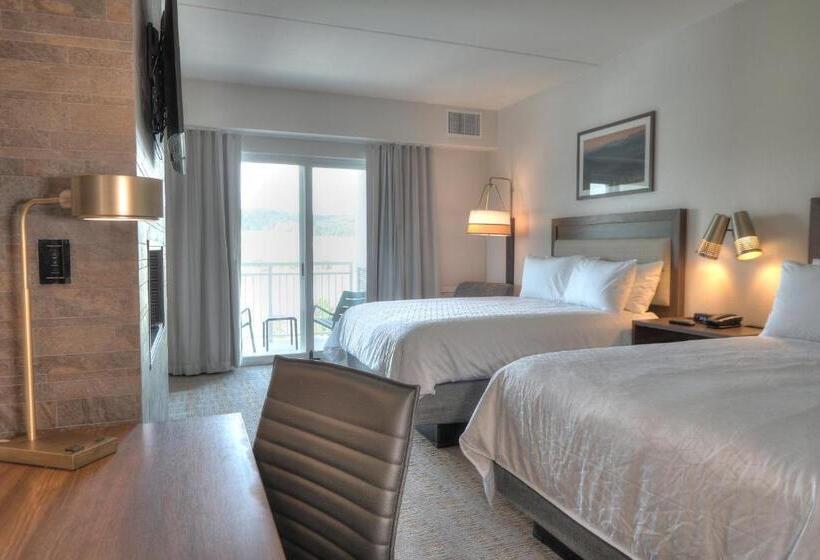 سوئیت با چشم‌انداز رودخانه, Holiday Inn & Suites Pigeon Forge Convention Center, An Ihg