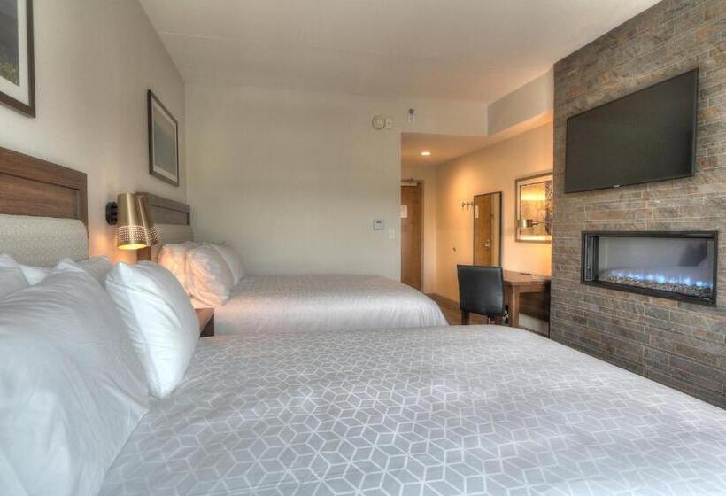 سوییت, Holiday Inn & Suites Pigeon Forge Convention Center, An Ihg