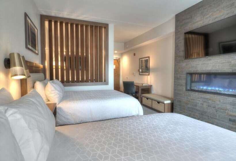 سوئیت با چشم‌انداز رودخانه, Holiday Inn & Suites Pigeon Forge Convention Center, An Ihg