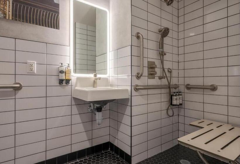 اتاق سوپریور برای معلولان, Pestana Cr7 Times Square