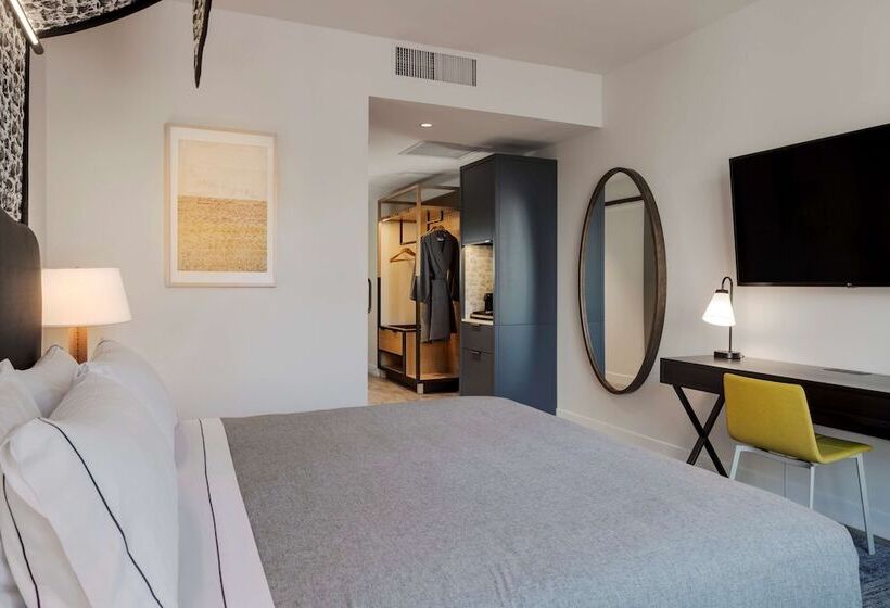 اتاق استاندارد با تخت دوبل برای معلولان, Canopy By Hilton Boston Downtown