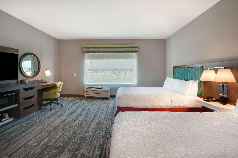 اتاق استاندارد برای معلولان, Hampton Inn & Suites Rancho Cucamonga