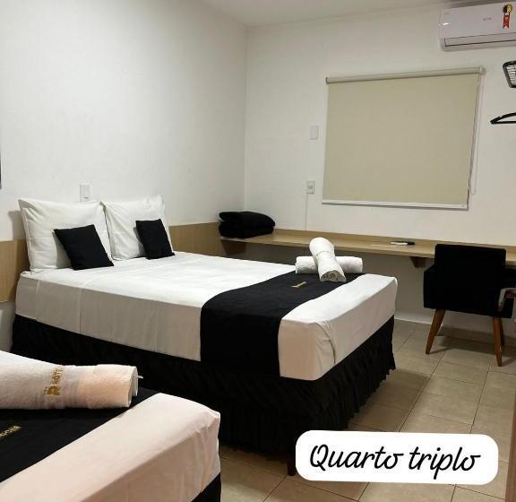 اتاق استاندارد سه نفره, Rocha   Olímpia
