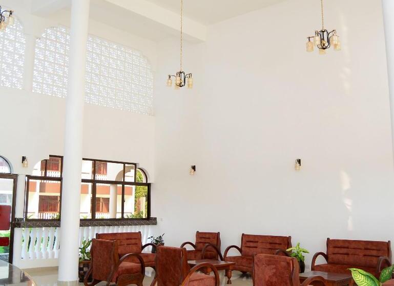 اتاق استاندارد یک نفره, White Peacock Resort Mtwapa