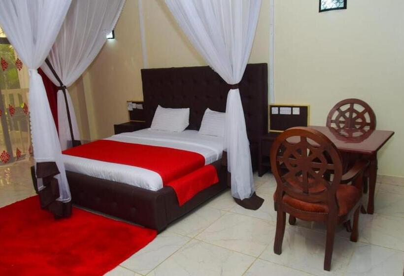 اتاق سوپریور با تخت بزرگ, White Peacock Resort Mtwapa