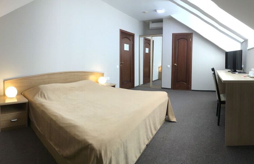اتاق کلاس بیزنس, Business Hotel Kostroma