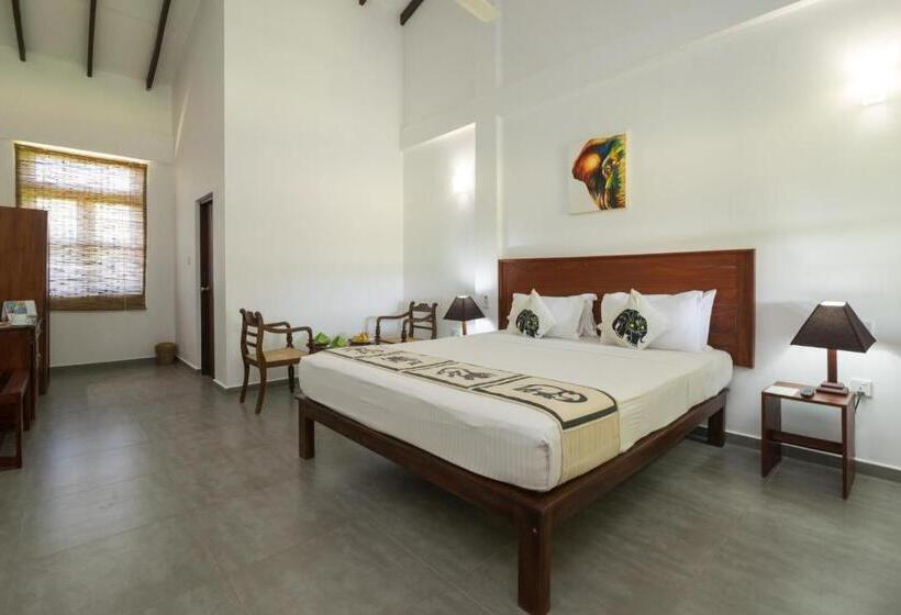 اتاق لوکس, Camellia Resort And Spa