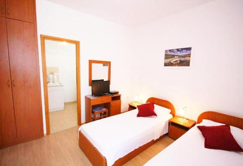 آپارتمان 1 خوابه با چشم‌انداز دریا, Apartments And Rooms With Parking Space Mlini, Dubrovnik   8835