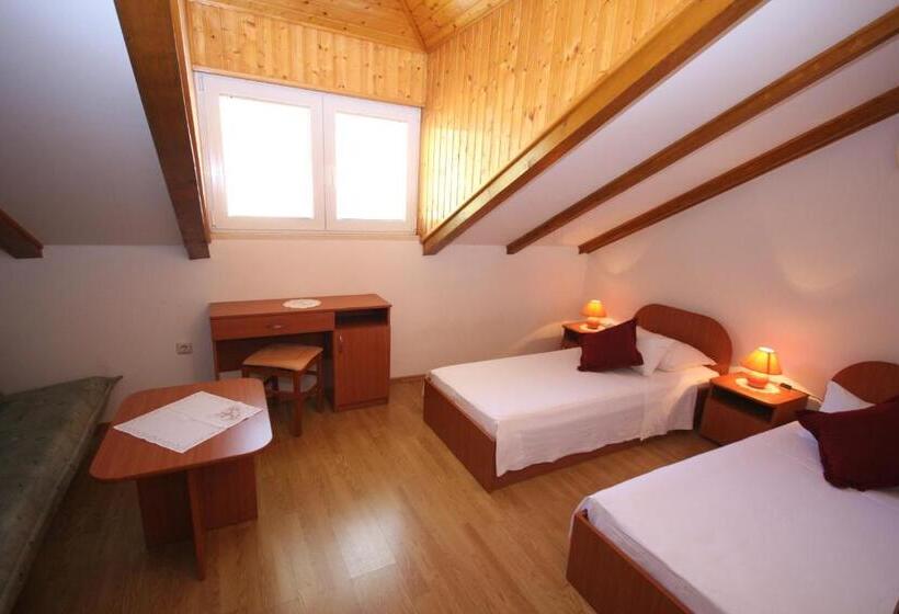 آپارتمان 2 خوابه, Apartments And Rooms With Parking Space Mlini, Dubrovnik   8835