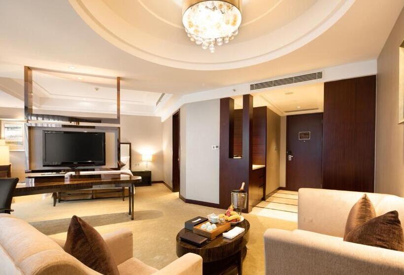سوییت لوکس, Shenzhen L.gem