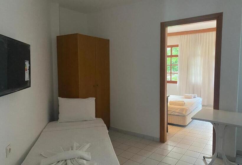 سوئیت با بالکن, Naturella Apart