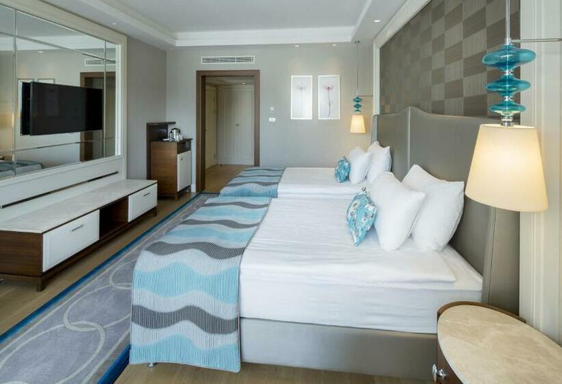 Suite Familiar, Titanic Deluxe Golf Belek