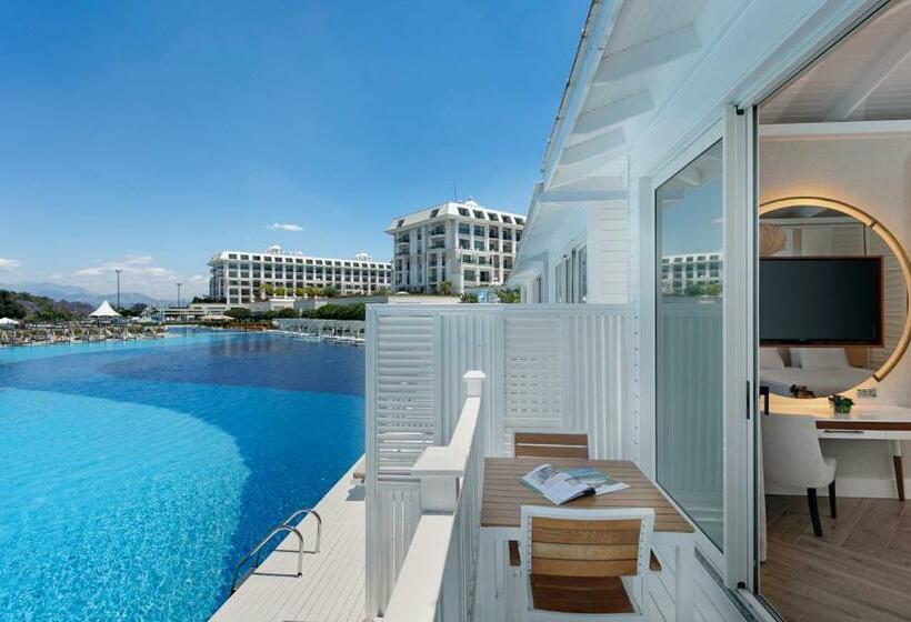 خانه 1 خوابه, Titanic Deluxe Golf Belek