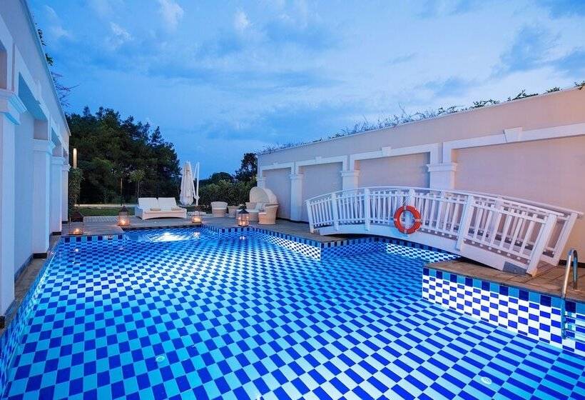 ویلای یک اتاق خوابه با استخر شنا, Titanic Deluxe Golf Belek