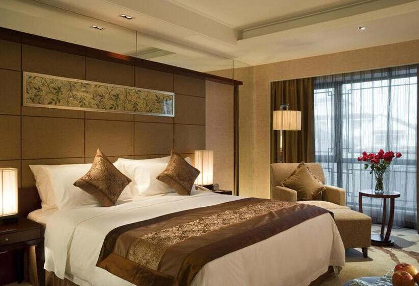 스탠다드 룸 킹사이즈 침대, Wyndham Garden Suzhou