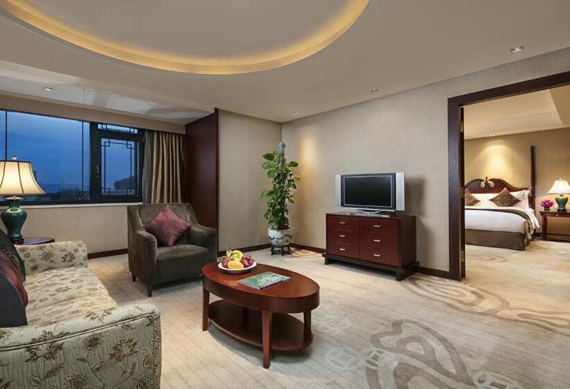 이그제큐티브 스위트 킹침대, Wyndham Garden Suzhou