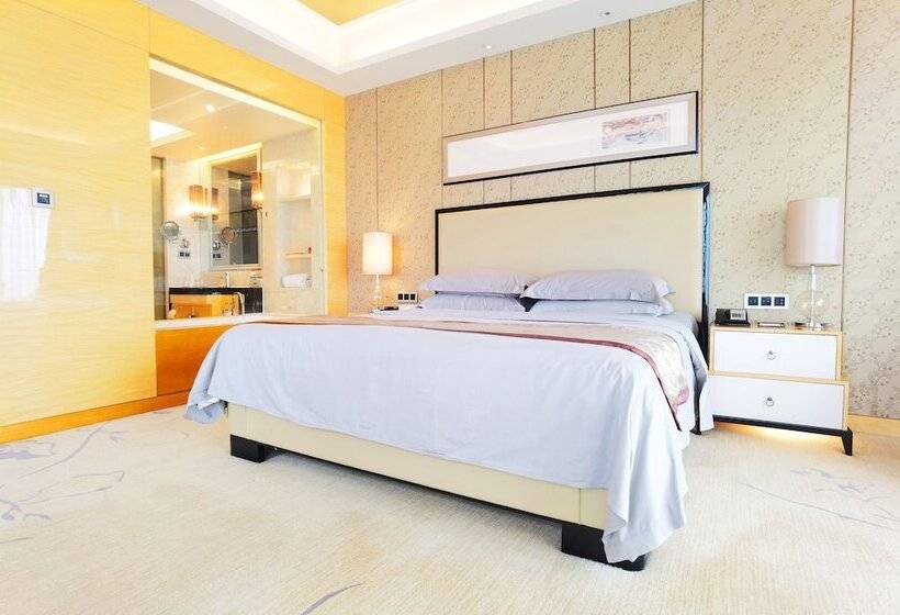 اتاق اجرایی, Wyndham Grand Plaza Royale Colorful Yunnan