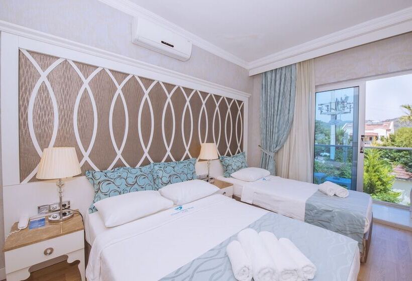 اتاق استاندارد با چشم‌انداز استخر, Ocean Blue High Class Hotel & Spa