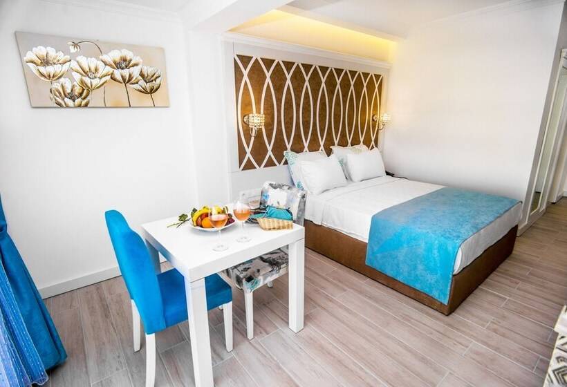 اتاق لوکس با وان آب گرم, Ocean Blue High Class Hotel & Spa