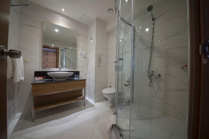 اتاق سوپریور, Wyndham Garden Lara