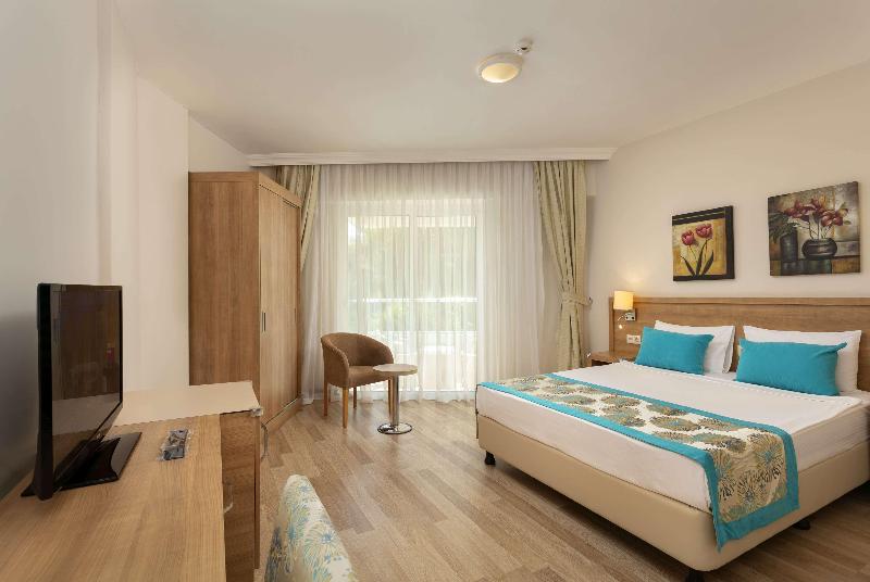 Standard Room Adapted for people with reduced mobility, Lara Family Club  All Inclusive