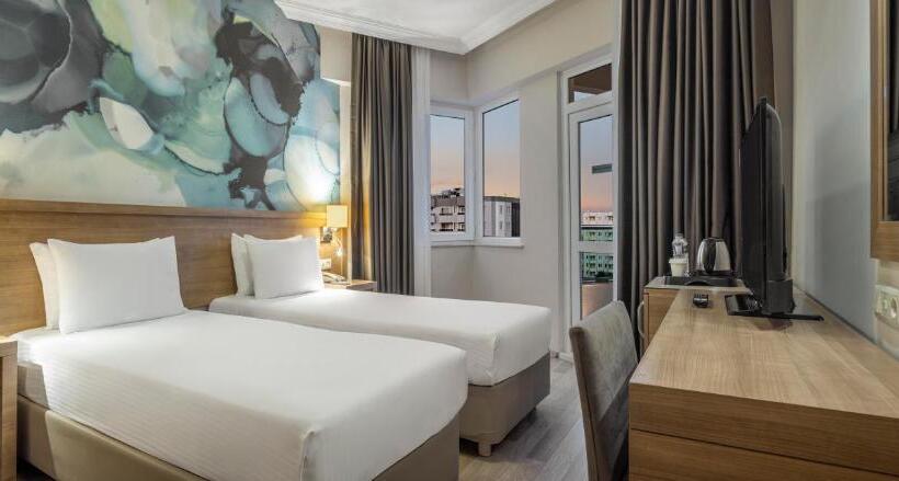 اتاق استاندارد, Wyndham Garden Lara