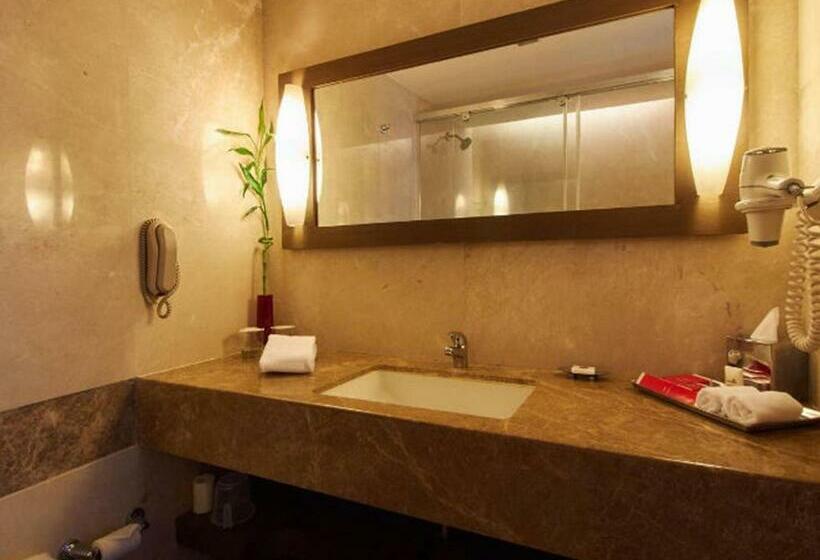 اتاق استاندارد, The Gateway Hotel Beach Road Visakhapatnam