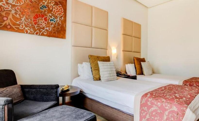 اتاق استاندارد, The Gateway Hotel Beach Road Visakhapatnam