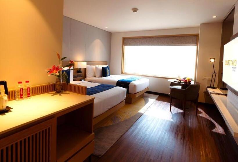 اتاق پرمیوم, Courtyard By Marriott Vadodara