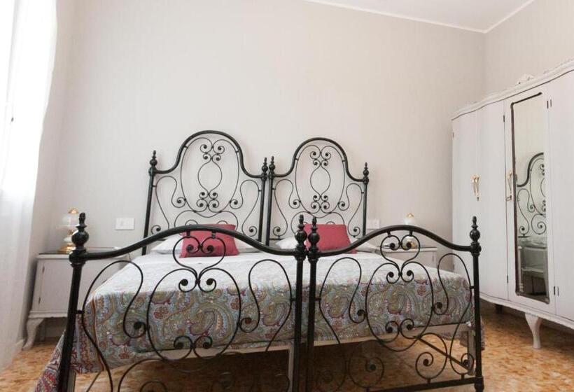 اتاق استاندارد, La Brunita