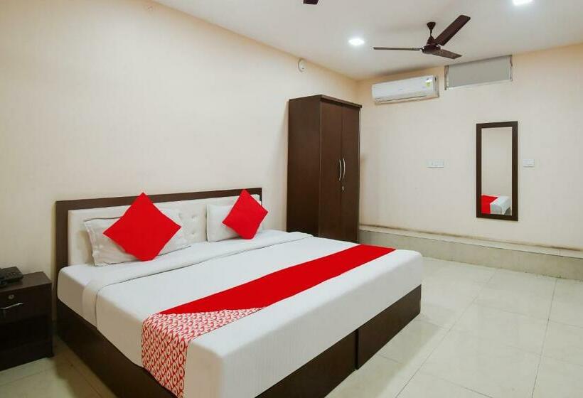 اتاق کلاسیک سه تخته, Oyo 85554  Harihar Premium