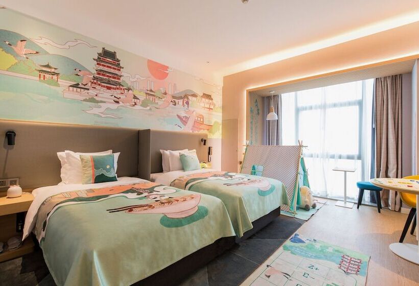 اتاق استاندارد با چشم‌انداز رودخانه, Holiday Inn Express Nanchang Riverside