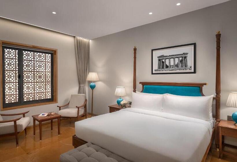 سوییت جونیور, Time Square Resort & Spa Bhuj
