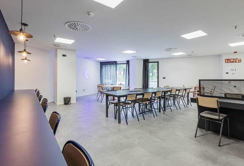 スタンダードシングルルーム, Micampus Santander Student Residence