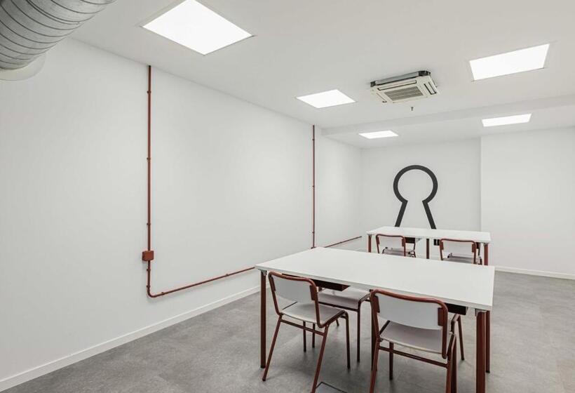 スタンダードルーム, Micampus Santander Student Residence