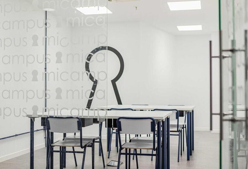 ３ベッドルームアパートメント, Micampus Santander Student Residence