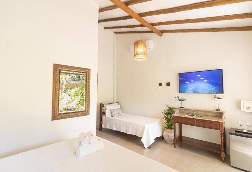 اتاق استاندارد سه تخته با بالکن, Pousada Villa Serena