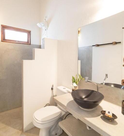 اتاق استاندارد سه تخته با بالکن, Pousada Villa Serena