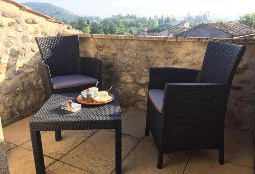 اتاق استاندارد با تراس, Chambres Du Clocher