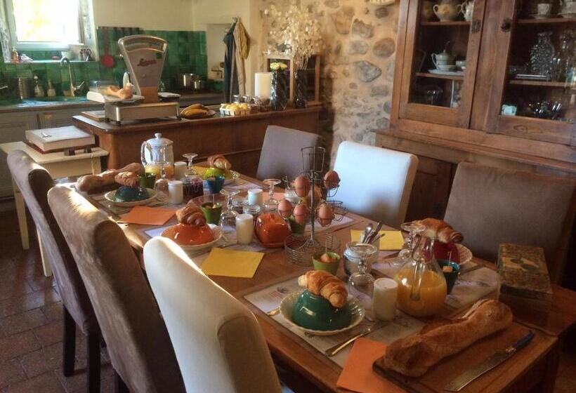 خانه 3 خوابه, Chambres Du Clocher