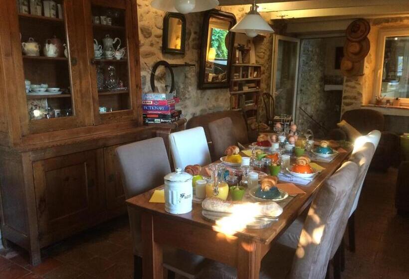 خانه 3 خوابه, Chambres Du Clocher