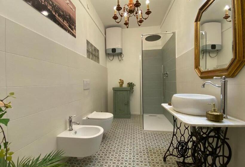 اتاق استاندارد چهار تخته, B&b La Rocca