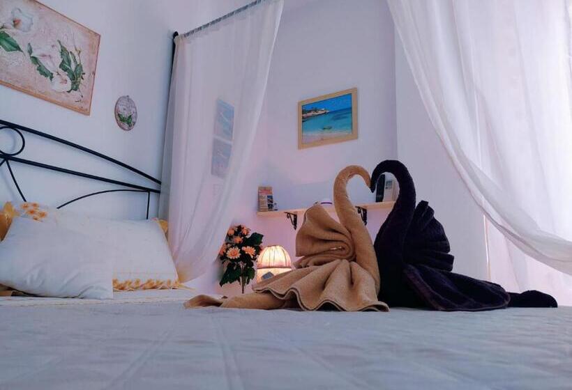 اتاق استاندارد با بالکن, Il Corallo